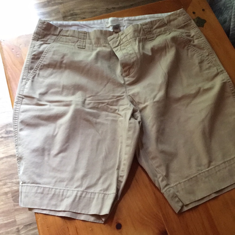 Gap Bermuda shorts Sz 14